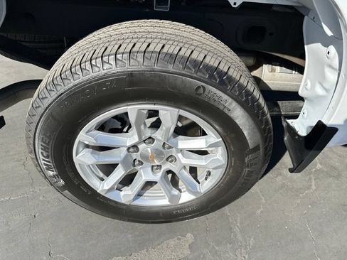 Certified 2026 Chevrolet Silverado 1500 LT RWD image 9