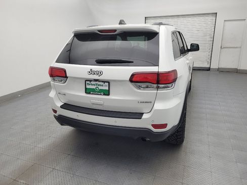 Used 2021 Jeep Grand Cherokee Laredo w/ Security & Convenience Group AWD/4WD image 7