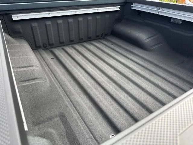 New 2027 Nissan Frontier SV AWD/4WD image 13