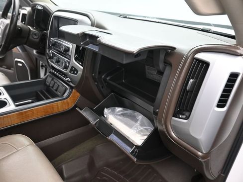 Used 2018 GMC Sierra 1500 SLT image 46