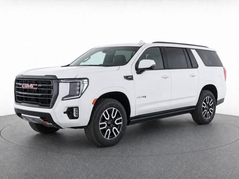 Used 2023 GMC Yukon XL AT4 w/ Technology Package AWD/4WD image 1