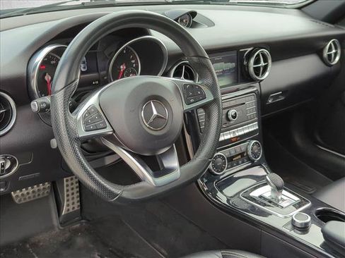 Used 2020 Mercedes-Benz SLC 300 image 9
