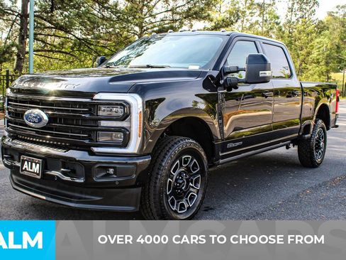 Used 2025 Ford F350 Platinum AWD/4WD image 2
