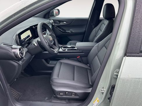 New 2026 Chevrolet Equinox LT w/ Convenience Package II image 15