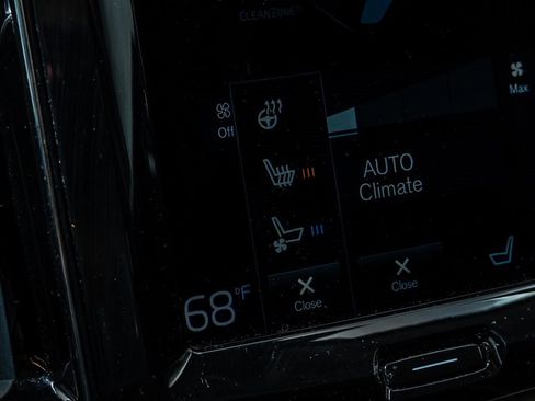 Used 2021 Volvo XC60 T8 Inscription w/ Advanced Package image 18