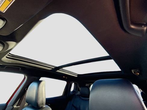 Used 2022 Jeep Compass Limited w/ (RED) Package image 26