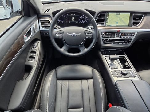 Used 2018 Genesis G80 5.0 Ultimate RWD image 13