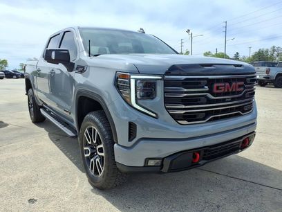 Used 2025 GMC Sierra 1500 AT4 w/ AT4 Premium Package