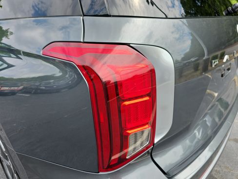 Used 2024 Hyundai Palisade Limited FWD image 35
