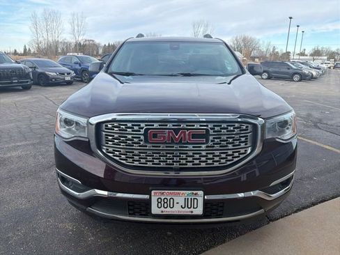 Used 2018 GMC Acadia Denali w/ Technology Package image 8