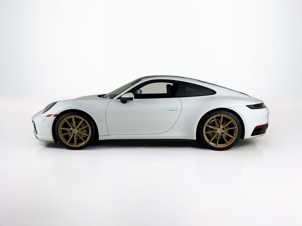 Used 2020 Porsche 911 Carrera RWD image 2
