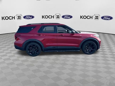 Used 2023 Ford Explorer ST-Line w/ Class IV Trailer Tow Package AWD/4WD image 9