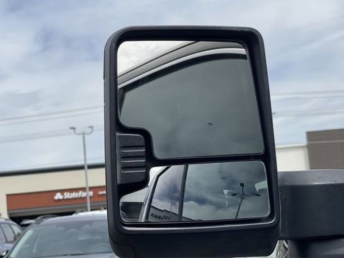 Used 2023 GMC Sierra 2500 SLE w/ SLE Convenience Package AWD/4WD image 18