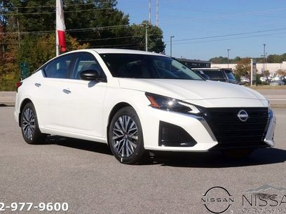 New 2025 Nissan Altima 2.5 SV