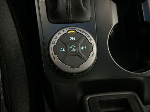 Used 2025 Ford Bronco Big Bend image 27