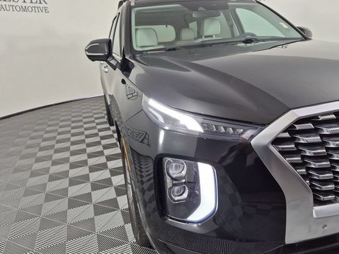 Used 2022 Hyundai Palisade Limited FWD image 11