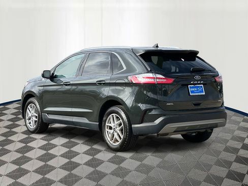 Used 2024 Ford Edge SEL w/ Convenience Package AWD/4WD image 4