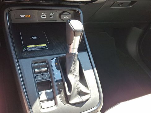 Used 2025 Honda CR-V EX-L image 17