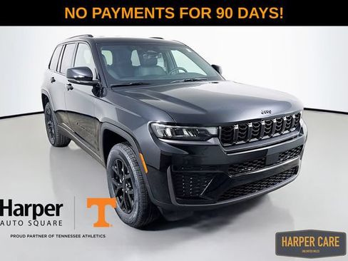 New 2026 Jeep Grand Cherokee Altitude AWD/4WD image 3