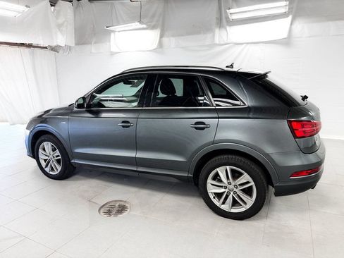 Used 2018 Audi Q3 2.0T Premium Plus w/ Premium Plus Package AWD/4WD image 3