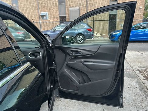 Used 2019 Chevrolet Equinox LT AWD/4WD image 23