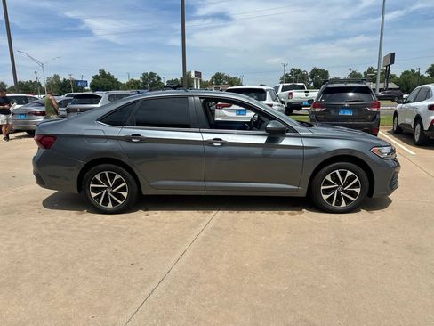 Used 2023 Volkswagen Jetta S FWD image 4