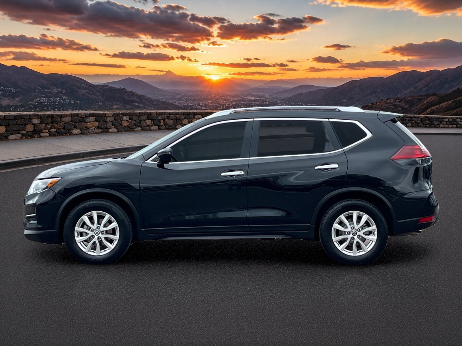 Used 2020 Nissan Rogue S w/ Special Edition Package FWD image 3
