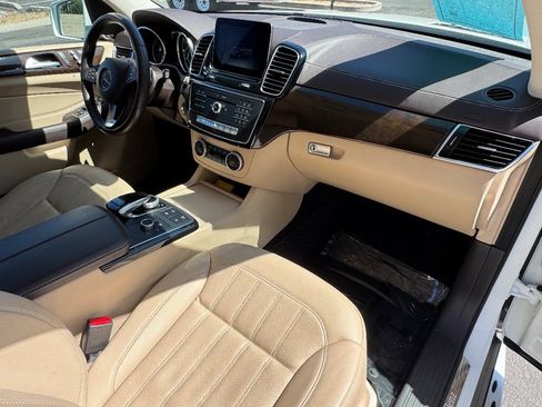Used 2019 Mercedes-Benz GLS 450 4MATIC image 13