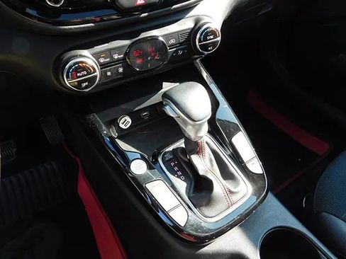 Used 2021 Kia Soul Turbo image 17