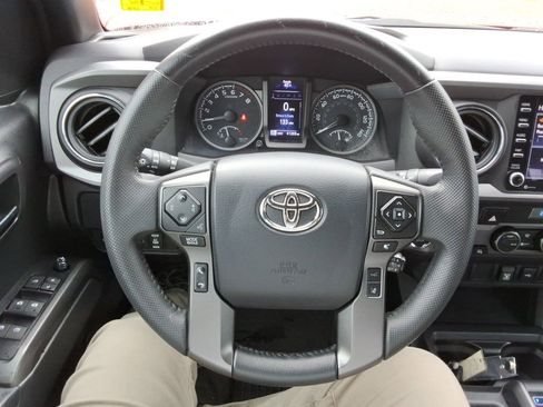 Used 2023 Toyota Tacoma TRD Off-Road image 25