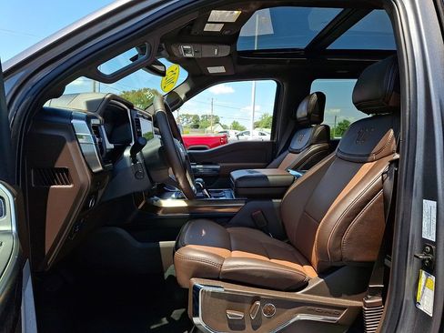 Used 2025 Ford F150 King Ranch AWD/4WD image 13