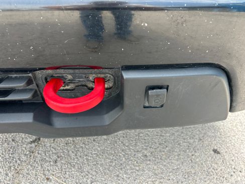 Used 2023 Chevrolet Silverado 1500 Custom Trail Boss image 4