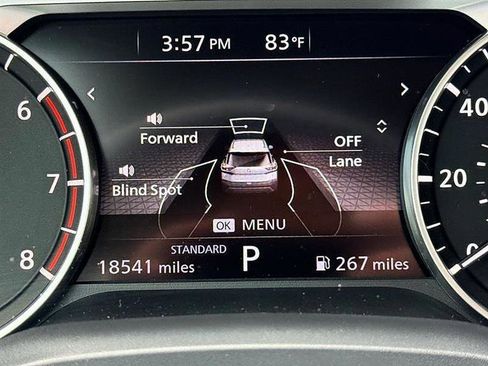 Used 2023 Nissan Rogue SV FWD image 40