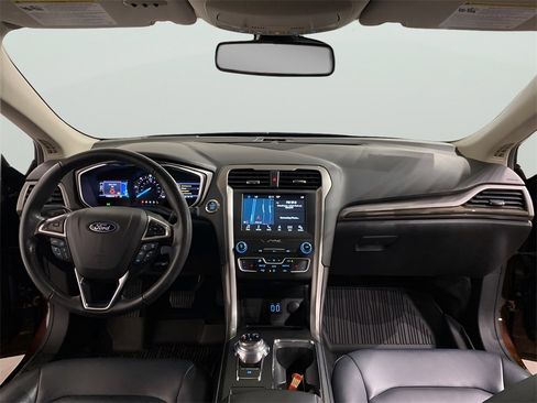 Used 2019 Ford Fusion SEL image 14