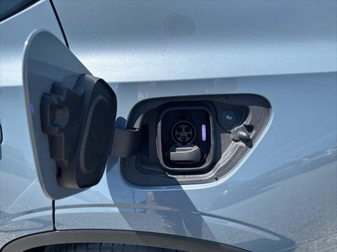 Used 2022 Polestar Polestar 2 w/ Performance Package AWD/4WD image 36