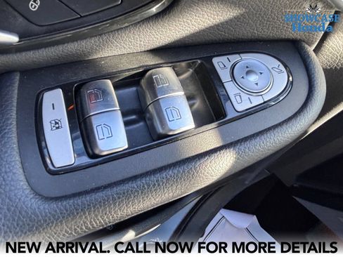 Used 2021 Mercedes-Benz GLC 300 image 9