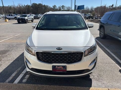 Used 2019 Kia Sedona EX image 2
