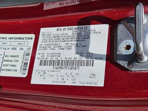 Used 2015 Ford Mustang GT Premium RWD image 30