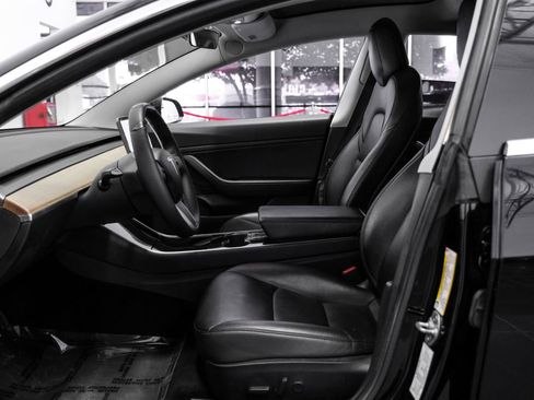 Used 2019 Tesla Model 3 Long Range RWD image 4