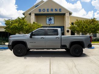 Used 2024 Chevrolet Silverado 2500 ZR2 w/ Technology Package AWD/4WD video 2