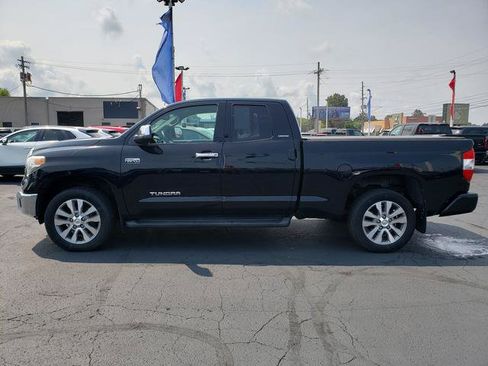 Used 2017 Toyota Tundra Limited w/ Limited Premium Package AWD/4WD image 4