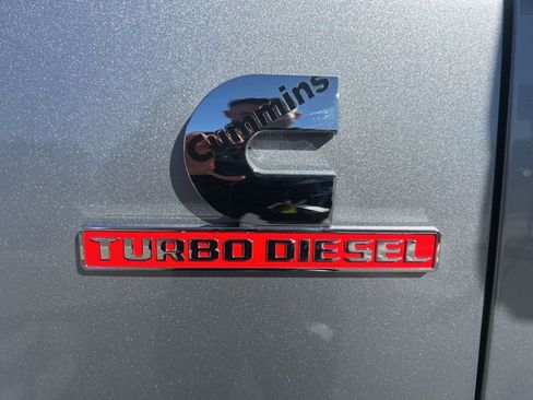 Used 2024 RAM 2500 Laramie AWD/4WD image 21