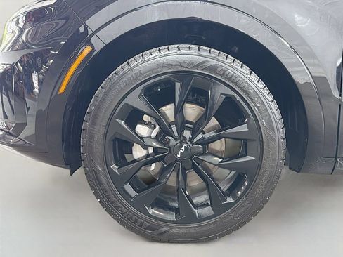 Used 2023 Kia Sorento SX FWD image 33