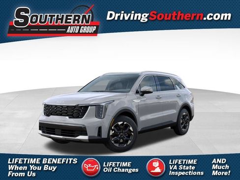 Used 2026 Kia Sorento S FWD image 1