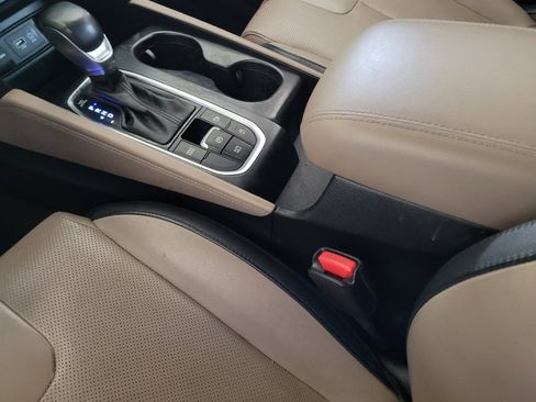 Used 2019 Hyundai Santa Fe Limited FWD image 26