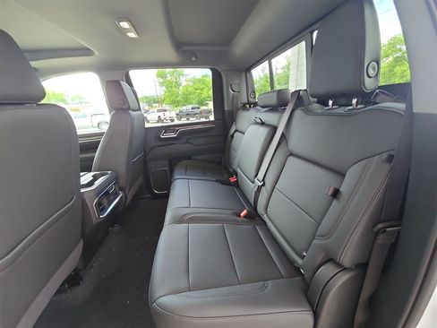 New 2026 Chevrolet Silverado 2500 LTZ w/ LTZ Convenience Package AWD/4WD image 25