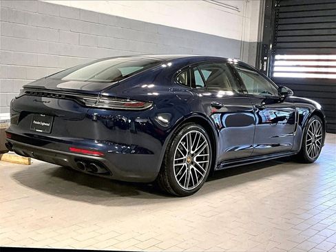 Certified 2022 Porsche Panamera 4 Platinum Edition image 17