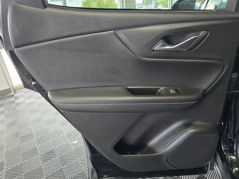 Used 2025 Chevrolet Blazer LT image 38