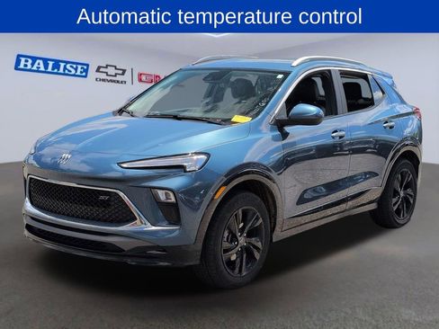 Used 2024 Buick Encore GX Sport Touring AWD/4WD image 7