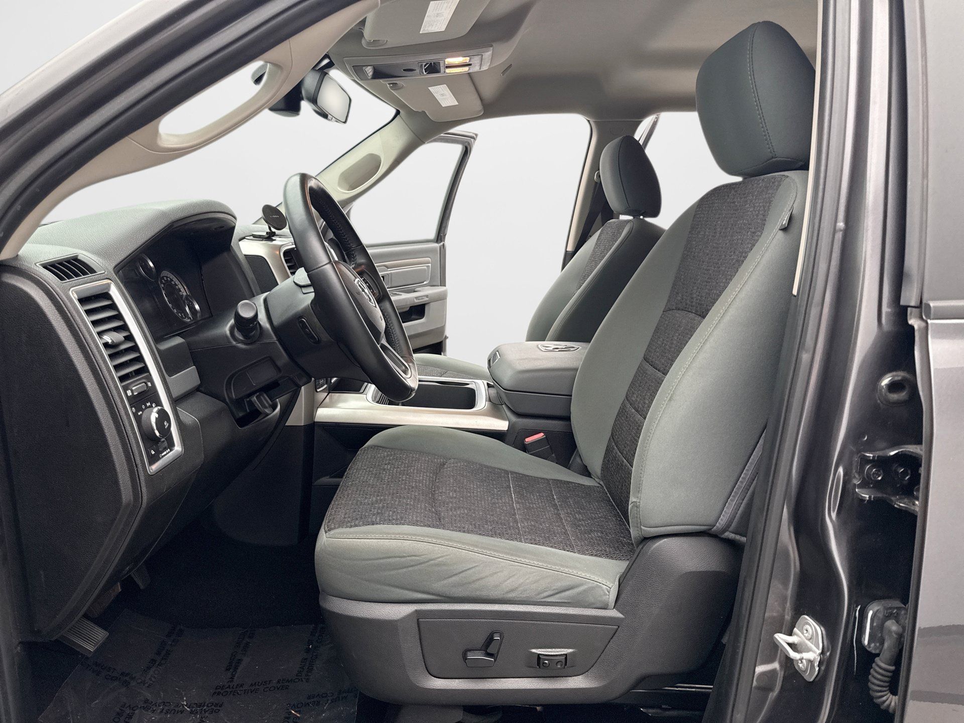 Used 2019 RAM 1500 Big Horn AWD/4WD image 13